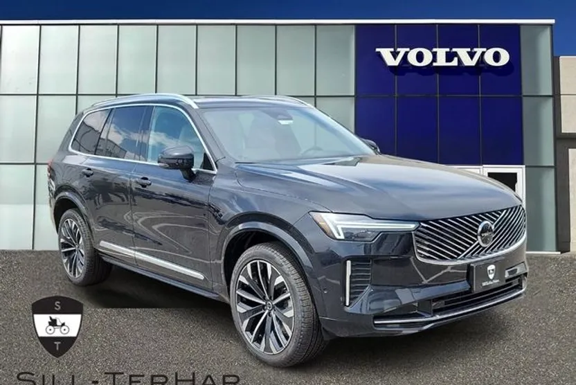2026 Volvo XC90 B5 Plus photo 1