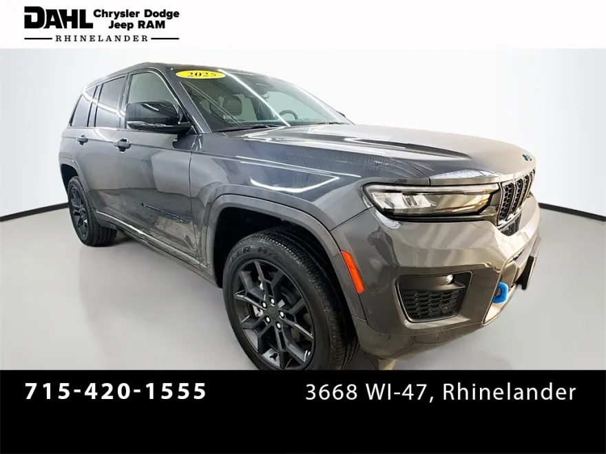 2025 Jeep Cherokee photo 1