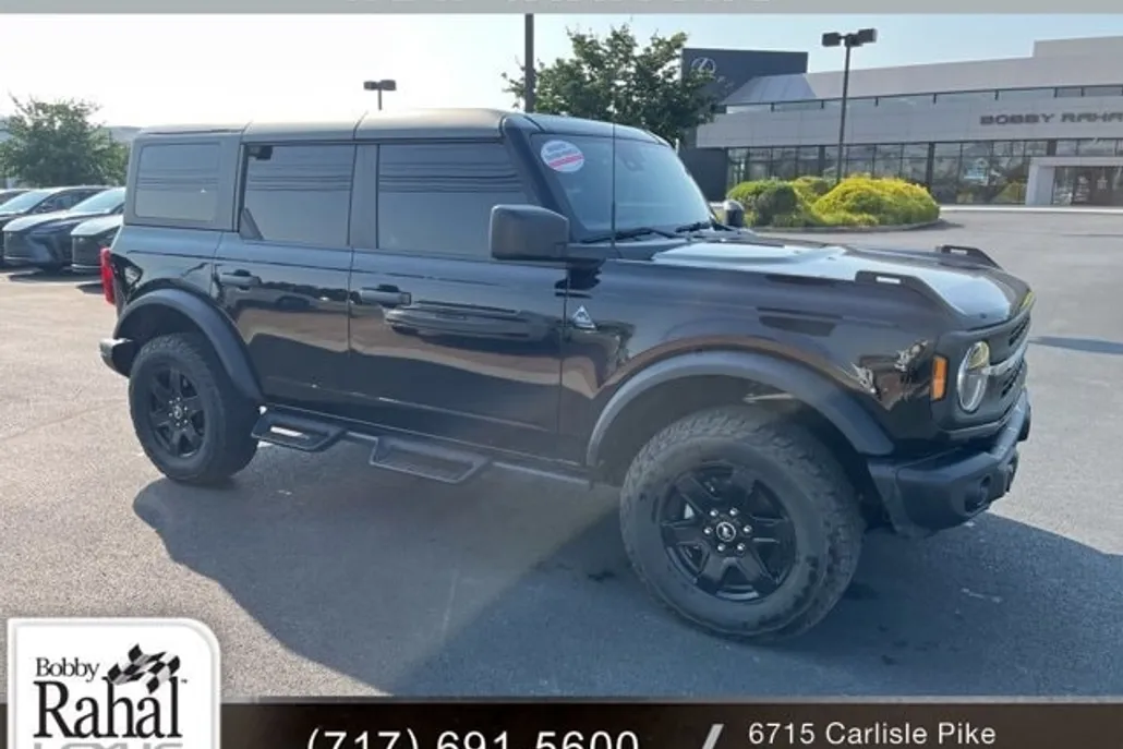 2024 Ford Bronco Black Diamond photo 1