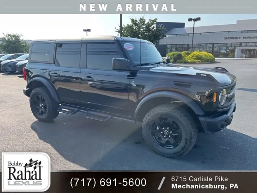2024 Ford Bronco Black Diamond photo 1