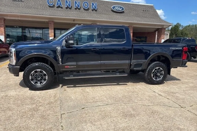 2024 Ford F-350 King Ranch photo 1