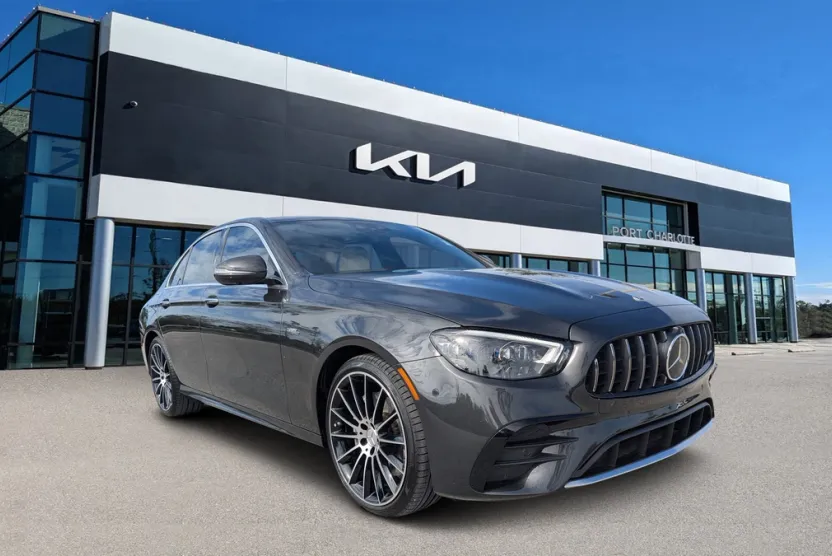 2022 Mercedes Benz E AMG 53 4MATIC photo 1
