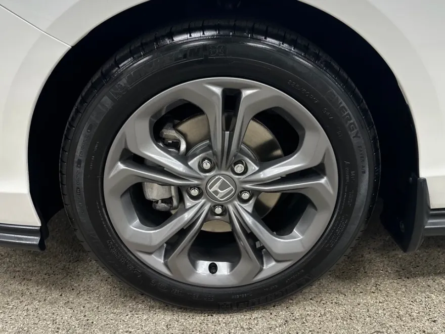 2024 Honda Accord EX photo 1