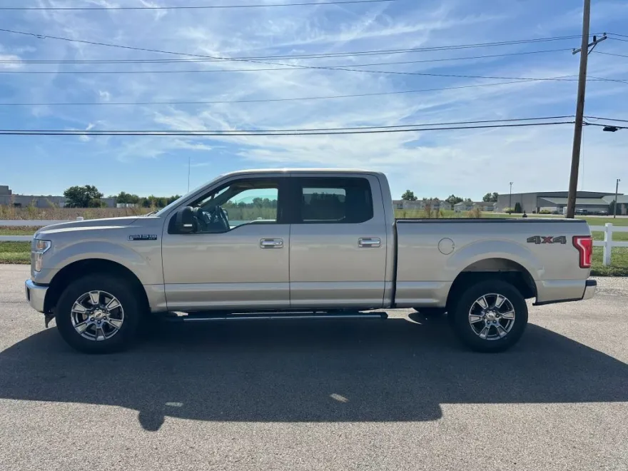 2017 Ford F-150 photo 1