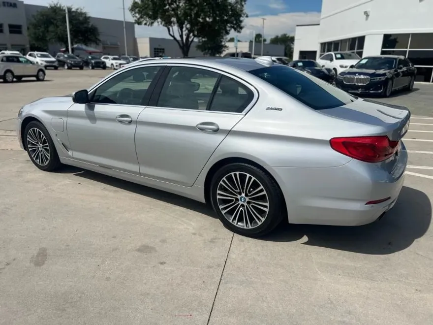 2019 Bmw 530e Sedan photo 1