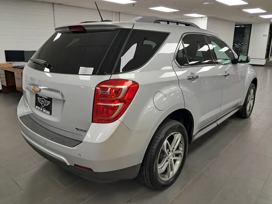 2017 Chevrolet Equinox Premier photo 2