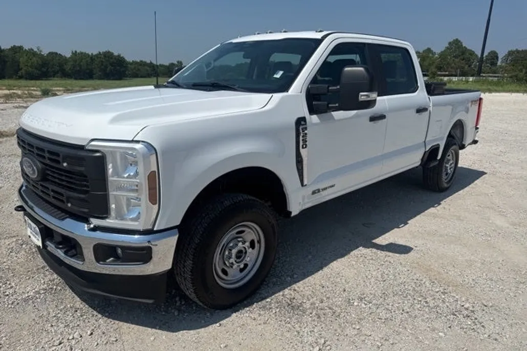 2024 Ford F-250 photo 1