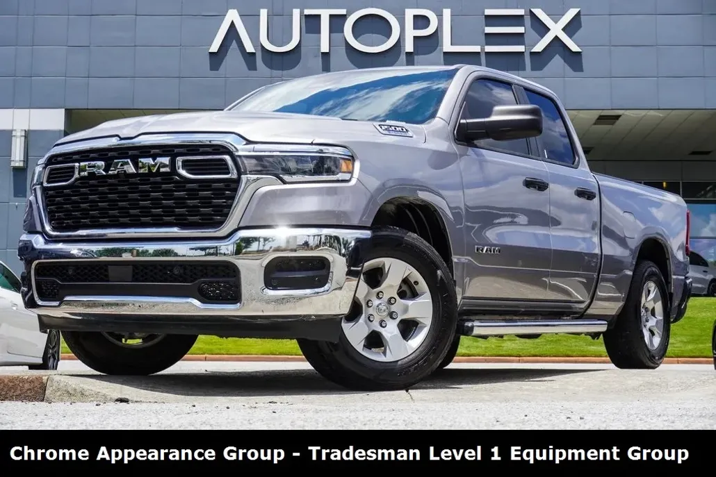 2025 Ram 1500 Tradesman photo 1