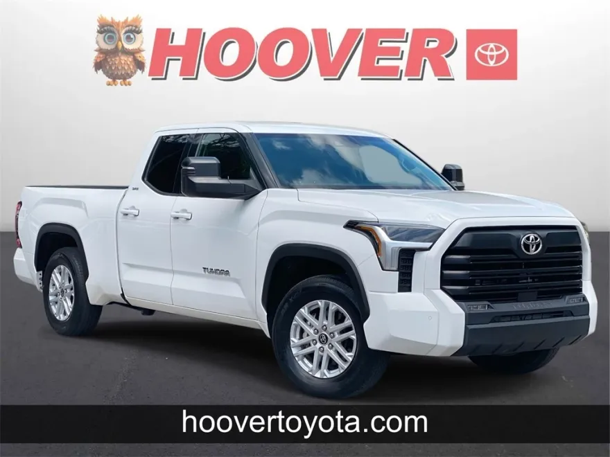 2022 Toyota Tundra SR5 photo 1
