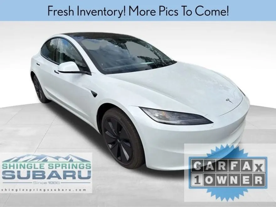 2025 Tesla Model 3 Long Range photo 1