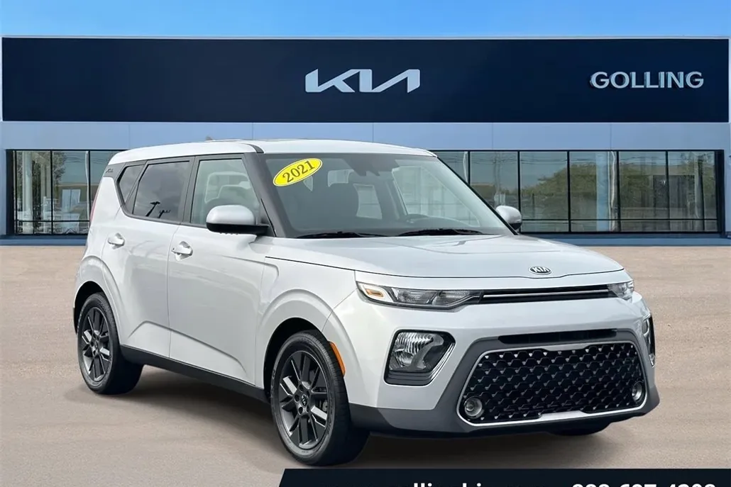 2021 Kia Soul EX photo 1