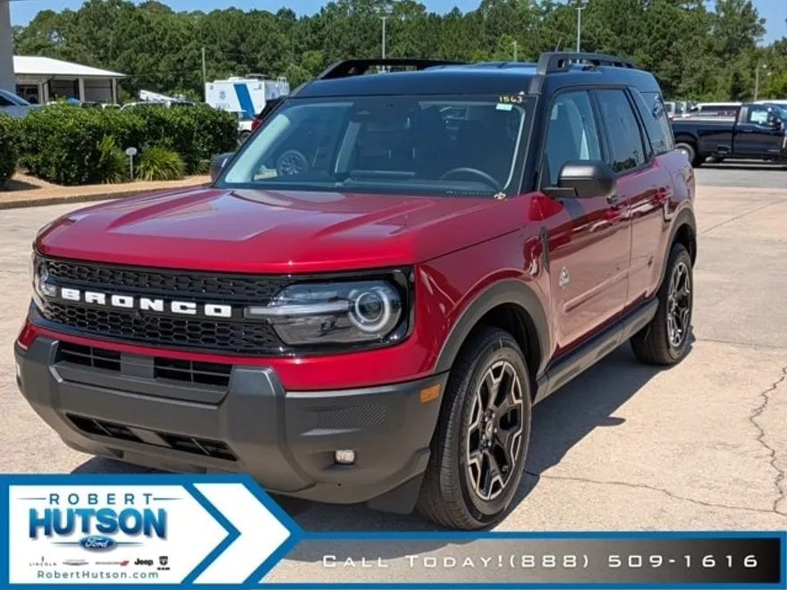 2025 Ford Bronco Sport Outer Banks photo 1