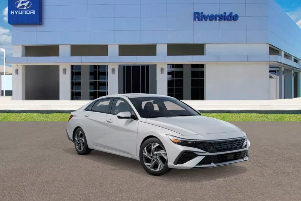 2025 Hyundai Elantra Limited photo 1