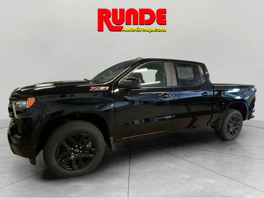 2026 Chevrolet Silverado 1500 RST photo 1
