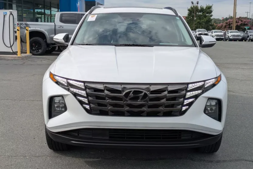 2022 Hyundai Tucson SEL photo 1
