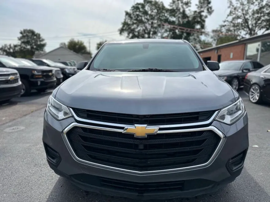 2019 Chevrolet Traverse LS photo 1