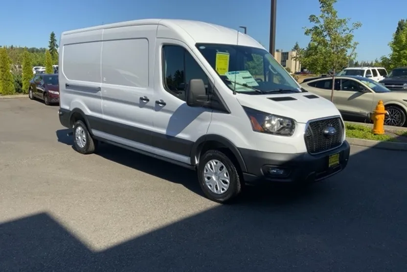 2025 Ford Transit photo 1