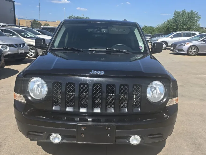 2014 Jeep Patriot Latitude photo 1