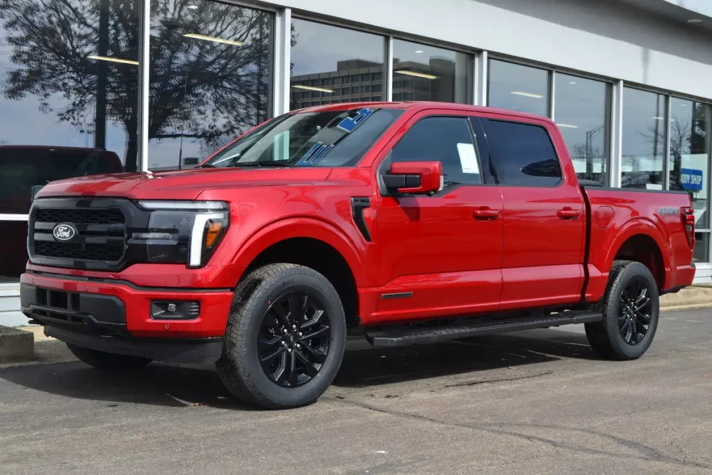 2025 Ford F-150 Lariat photo 1