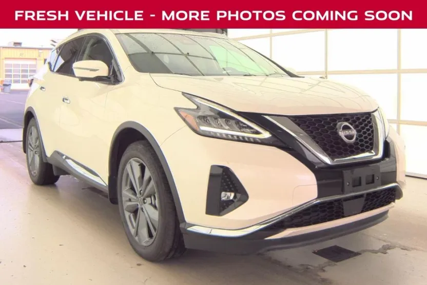 2023 Nissan Murano Platinum photo 1
