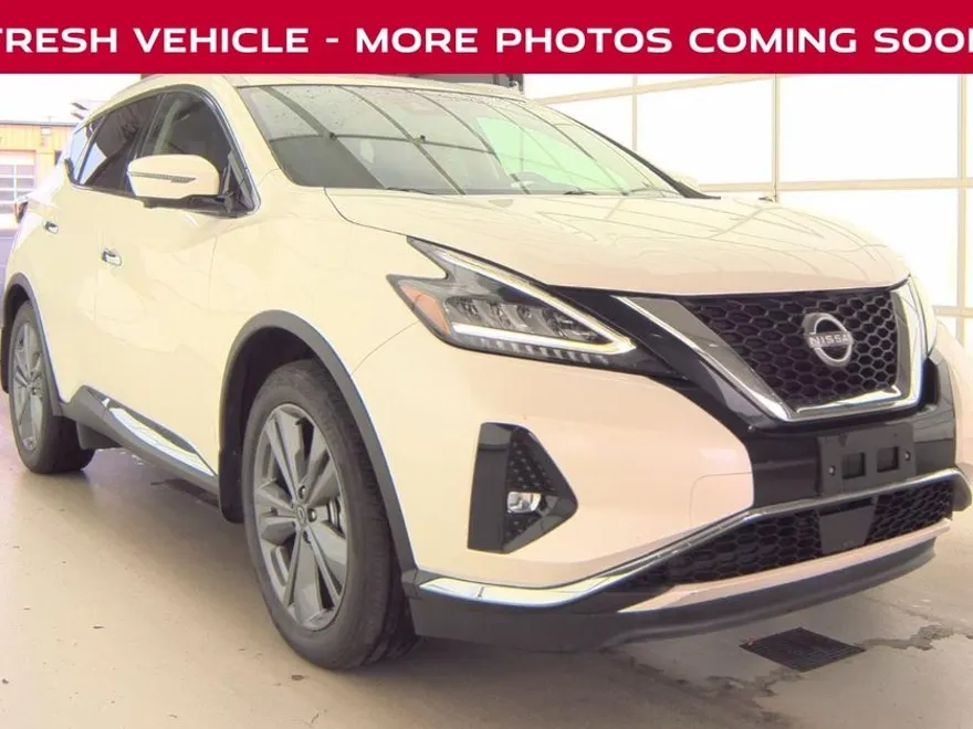 2023 Nissan Murano Platinum photo 1