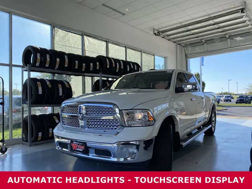2017 Ram 1500 Laramie photo 1