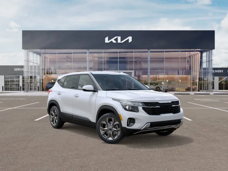 2026 Kia Seltos LX photo 1