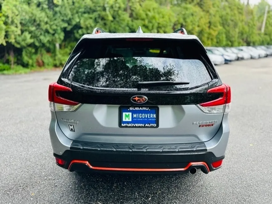 2023 Subaru Forester Sport photo 1