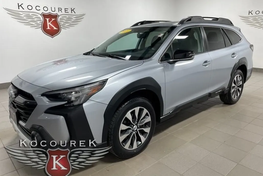 2023 Subaru Outback Limited photo 1