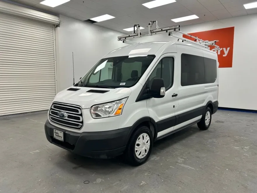 2018 Ford Transit photo 1