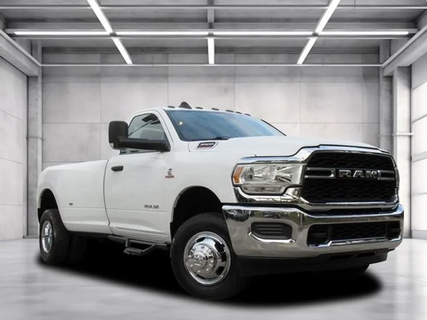 2022 Ram 3500 Tradesman photo 1