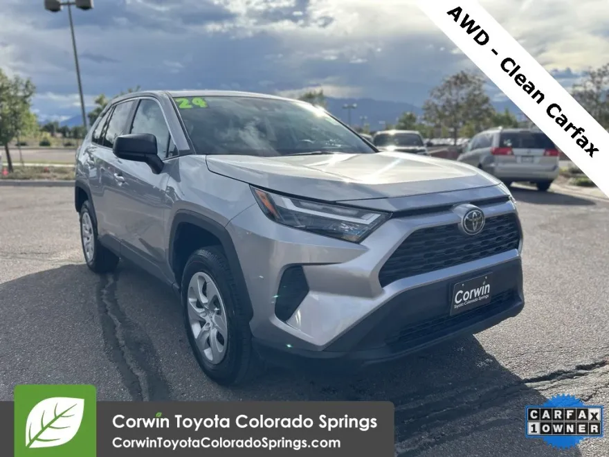2024 Toyota RAV4 LE photo 1