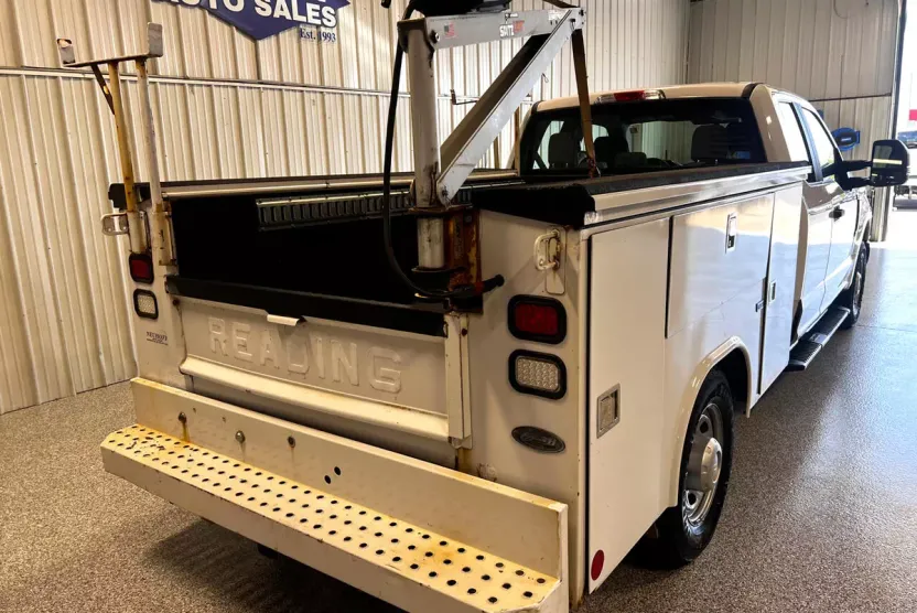2017 Ford F-250 XLT photo 1