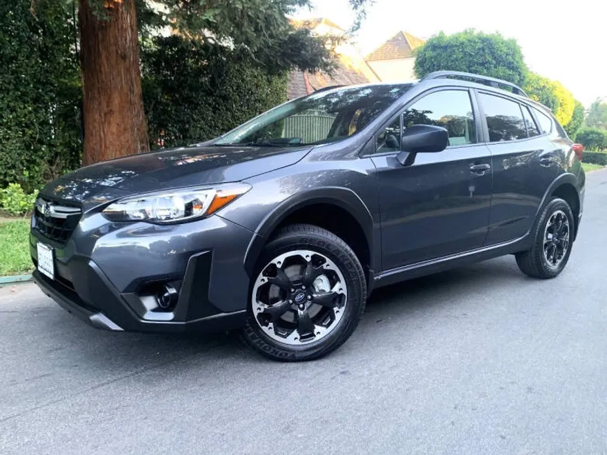 2023 Subaru Crosstrek Base photo 1