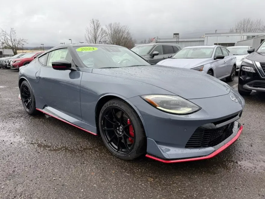 2024 Nissan Z Nismo photo 1