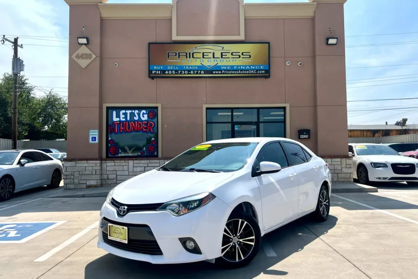 2016 Toyota Corolla S Premium photo 1