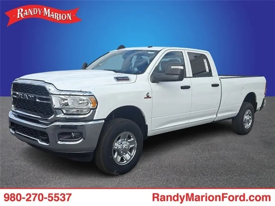 2023 Ram 3500 Tradesman photo 1