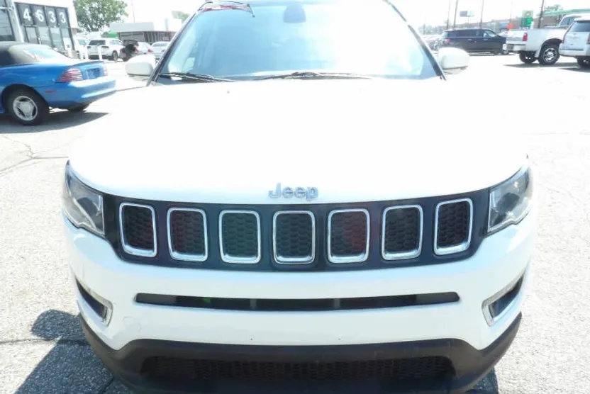 2019 Jeep Compass Limited photo 1