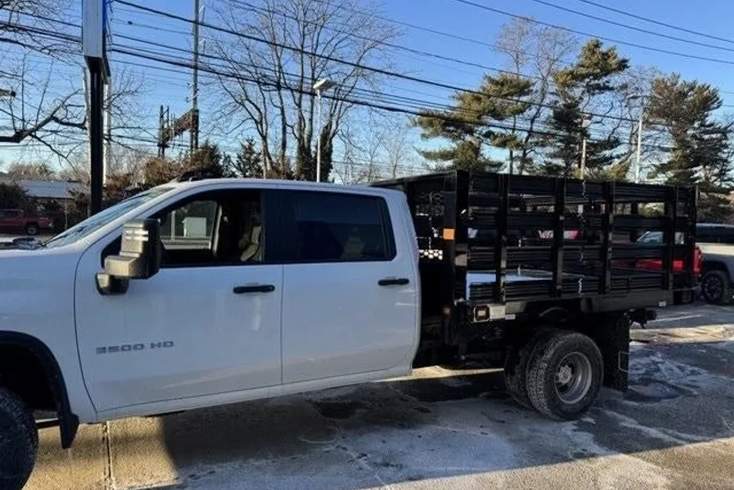 2025 Chevrolet Silverado 3500HD Work Truck photo 1
