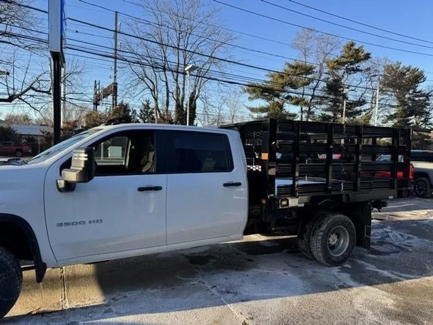 2025 Chevrolet Silverado 3500HD Work Truck photo 1