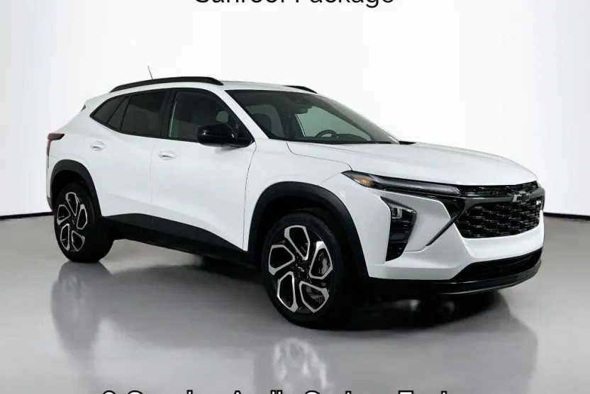 2024 Chevrolet Trax photo 1