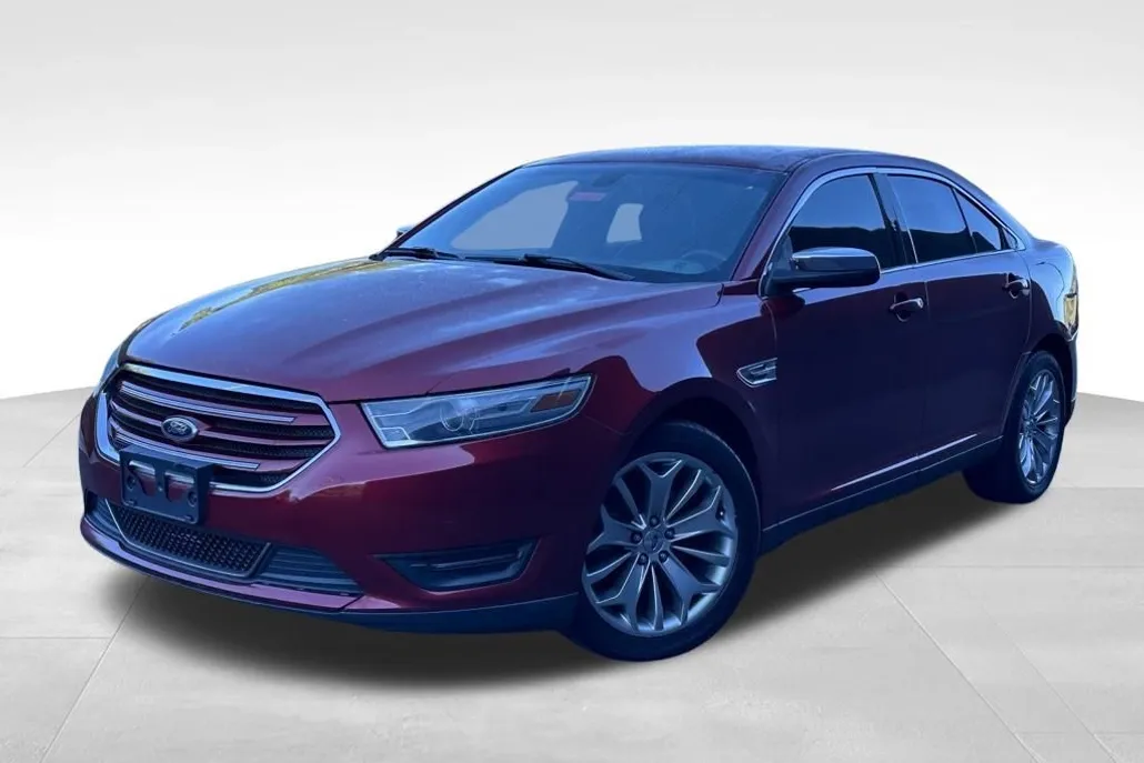 2013 Ford Taurus Limited photo 1