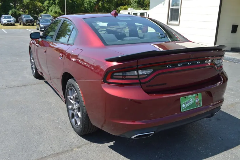 2018 Dodge Charger GT photo 1