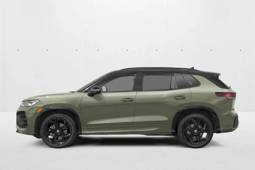 2026 Volkswagen Tiguan SE R-Line Black photo 1