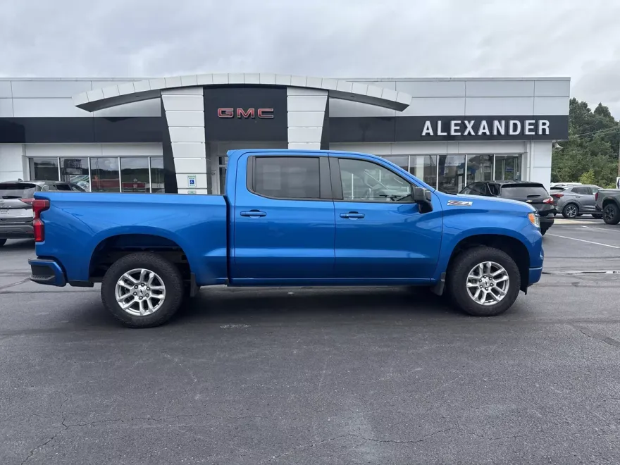 2022 Chevrolet Silverado 1500 RST photo 1