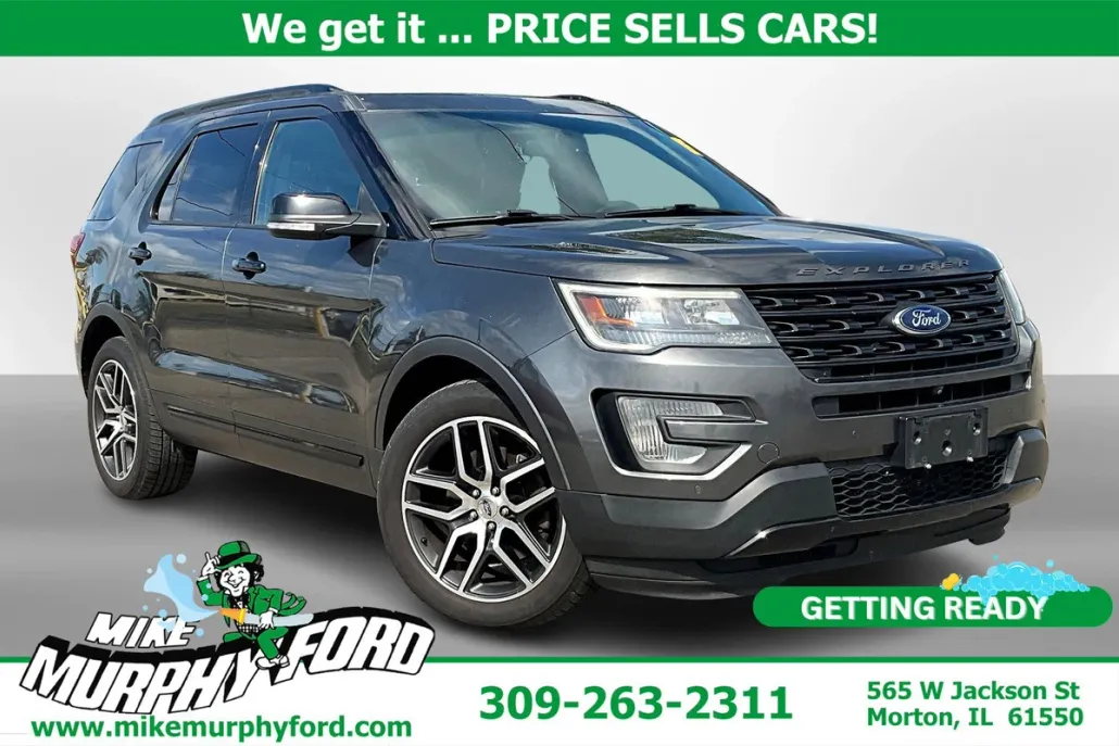 2017 Ford Explorer Sport photo 1