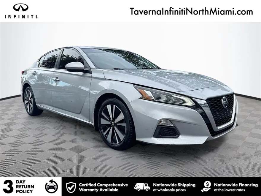 2021 Nissan Altima 2.5 SV photo 1