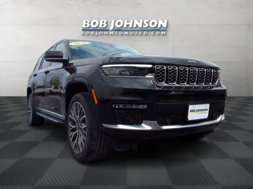2021 Jeep Grand Cherokee L Summit photo 1