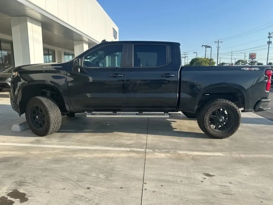 2019 Chevrolet Silverado 1500 RST photo 1