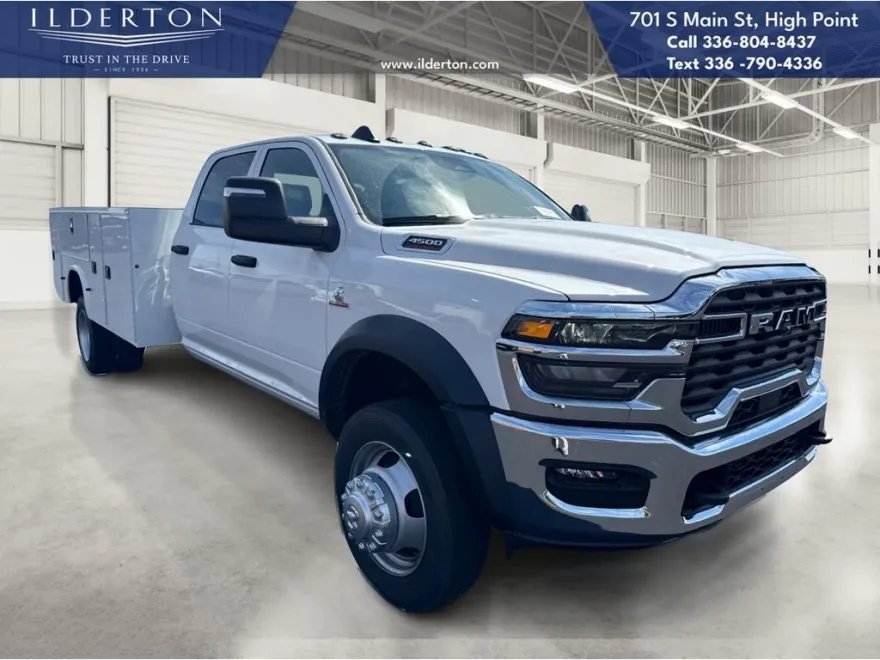 2025 Ram 4500 Tradesman photo 1